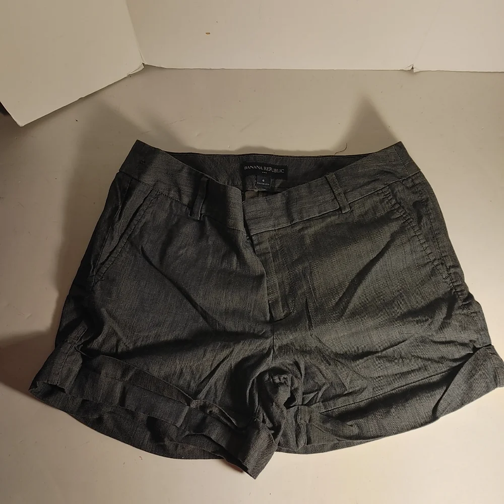 Banana Republic Ladies Blue Short Shorts size 6